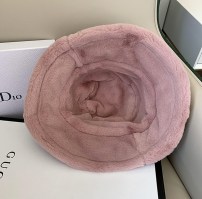 Аккуратная панама на меху женская фото