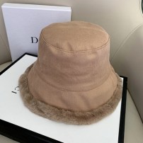 Аккуратная панама на меху женская фото