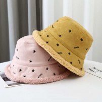 Зимняя женская панамка на меху со звездами фото