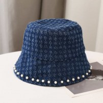 Женская панамка из джинса с жемчугом фото