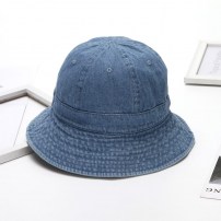 Женская панама из джинса с широким поясом фото