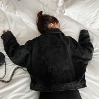 Укороченная черная джинсовка оверсайз фото