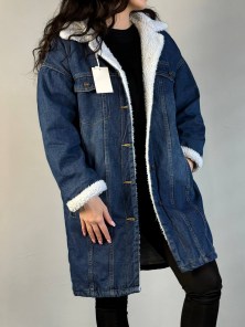 Зимняя джинсовая куртка с мехом женская - свободная и длинная фото