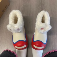 Женские резиновые ботинки с мехом внутри фото