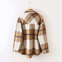 Женская теплая рубашка в клетку фото