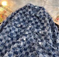 Мужская  клетчатая джинсовая куртка с необработанными краями фото