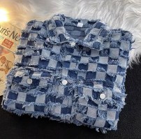 Мужская  клетчатая джинсовая куртка с необработанными краями фото