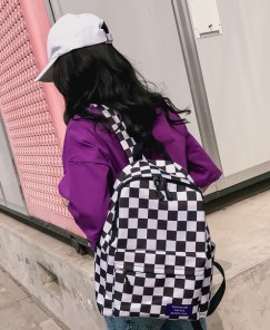 Рюкзак в черно белую клетку фото