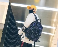 Черный рюкзак с коноплей фото