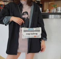 Необычный клатч - газета фото