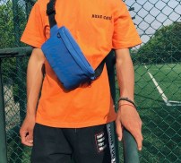 Спортивная небольшая сумка через плече фото