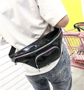 Блестящая переливающаяся сумка бананка на пояс фото