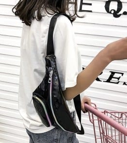 Блестящая переливающаяся сумка бананка на пояс фото