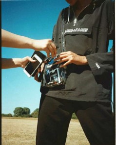 Прозрачная сумочка бананка с надписью Places+Faces фото