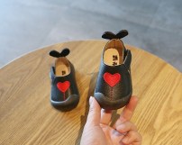 Туфельки для малышей с сердечком фото