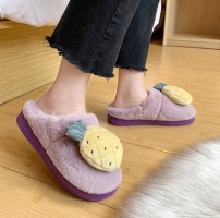 Женские плюшевые тапочки сабо с объемными фруктами фото