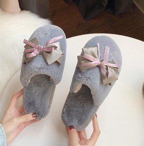 Мягкие тапочки для дома с шелковым бантиком фото