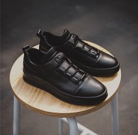 Однотонные мужские кроссовки - кеды с необычной шнуровкой фото