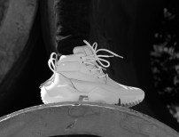 Мужские высокие кроссовки на огромной высокой подошве фото