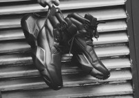 Мужские высокие кроссовки на огромной высокой подошве фото