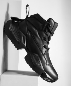 Мужские высокие кроссовки на огромной высокой подошве фото