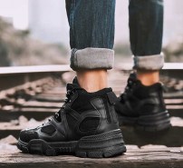 Удобные высокие мужские кроссовки ботинки - осенние фото