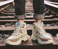 Удобные высокие мужские кроссовки ботинки - осенние фото