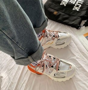 Яркие ретро кроссовки повседневные - парные фото