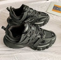 Яркие ретро кроссовки повседневные - парные фото