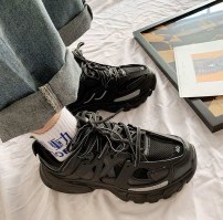 Яркие ретро кроссовки повседневные - парные фото