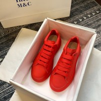 Женские красные кеды на толстой подошве фото