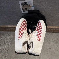 Белые кеды в шахматную клетку фото