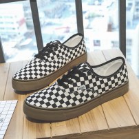 Молодежные кеды в клетку черно белые фото