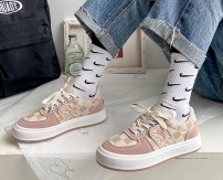 Низкие женские кеды кроссовки в клетку фото