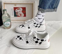 Низкие женские кеды кроссовки в клетку фото