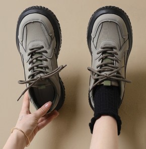 Женские однотонные уличные спортивные кроссовки фото