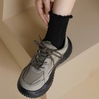 Женские однотонные уличные спортивные кроссовки фото