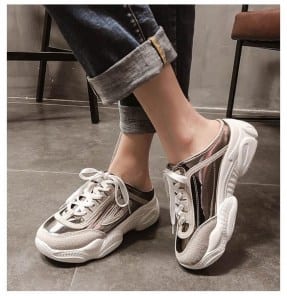 Женские кроссовки с низким задником с лаковыми вставками фото