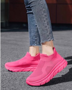 Яркие женские кроссовки носки на необычной подошве