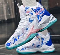  Яркие высокие баскетбольные кроссовки с сеткой и рисунком фото