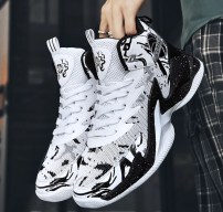  Яркие высокие баскетбольные кроссовки с сеткой и рисунком фото