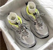 Женские легкие ретро кроссовки в сетку фото