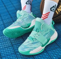 Легкие высокие баскетбольные кроссовки с сеткой и липучкой - разноцветные фото