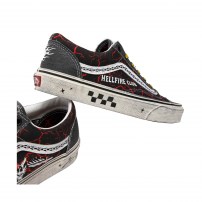 Кеды Vans Old Skool X Stranger Things Hellfire Club черные с молниями фото