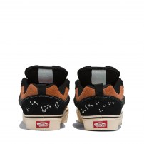Кеды Vans Knu Skool X Disney Scar черно-коричневые с вышивкой рогов льва фото