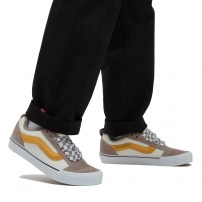 Кеды Vans Knu Skool Mega Check серо-бежевые с желтой полоской и шахматными шнурками фото