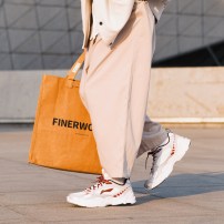 Кроссовки Li-Ning Meteor белые с серыми вставками на массивной подошве фото