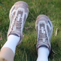 Кроссовки Li-Ning CF Yijie 2.0 коричнево-хаки с кремовой подошвой фото