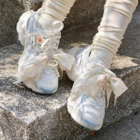 Кроссовки Li-Ning Y2K Milky White молочные с аврора-синими и серебряными вставками фото