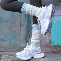 Кроссовки Li-Ning Y2K Milky White молочные с аврора-синими и серебряными вставками фото